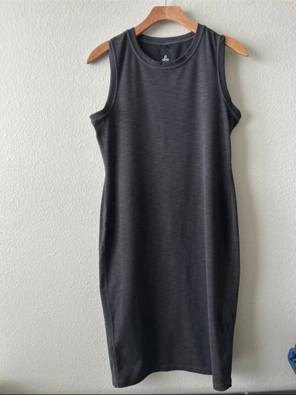 Prana Sleeveless gray/black midi Dress - Classic Tank Style